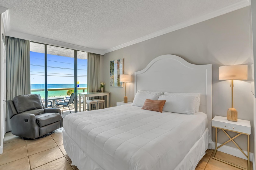 This beautifully renovated Gulf-front studio offers breathtaking - Beach Condo for sale in Miramar Beach, Florida on Beachhouse.com