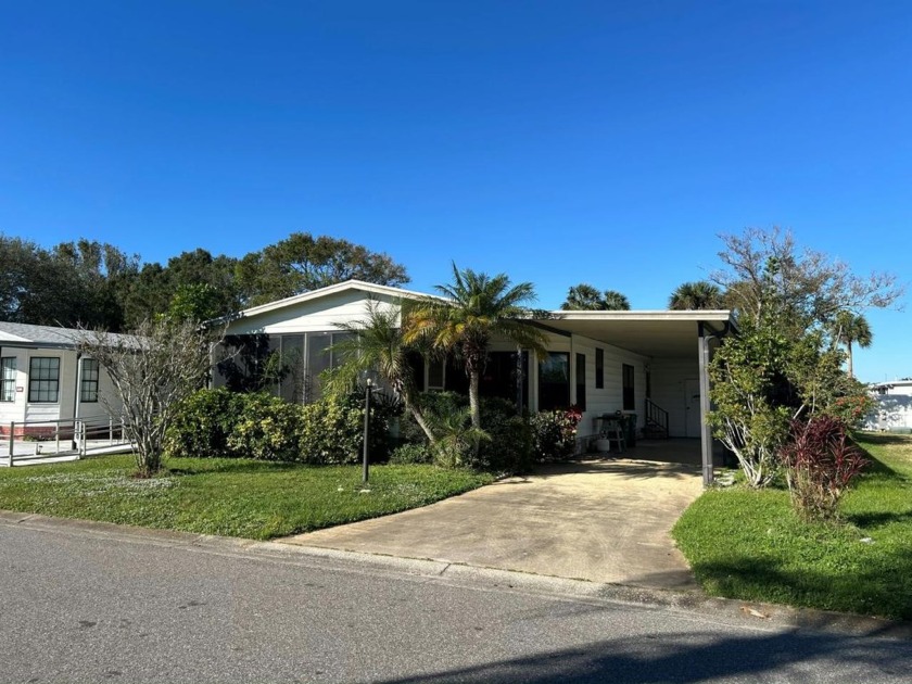 Check out this 2x2 that is ready for a move-in ASAP. This home - Beach Home for sale in Melbourne, Florida on Beachhouse.com