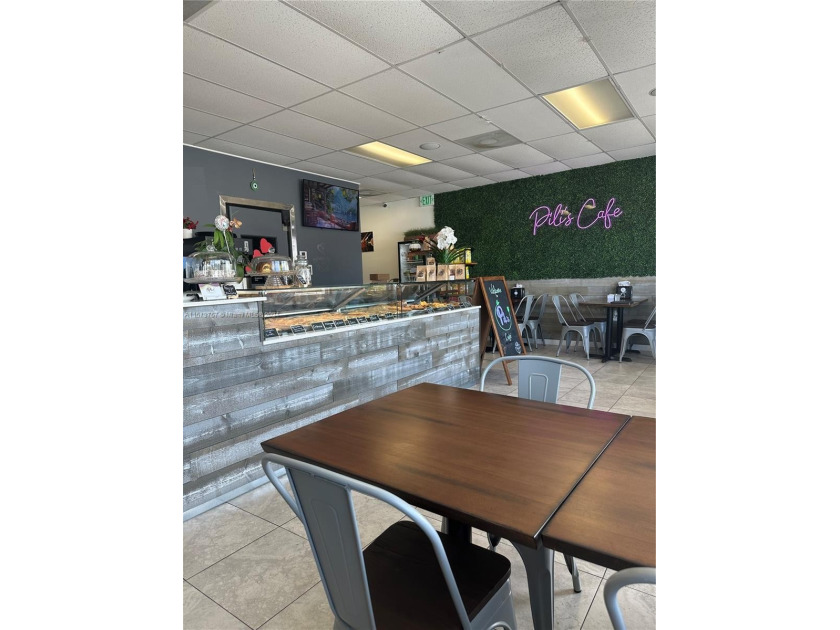 FULL BUILD OUT RESTAURANT/BAKERY FOR SALE INCLUDE LICENSES - Beach Commercial for sale in Hallandale Beach, Florida on Beachhouse.com