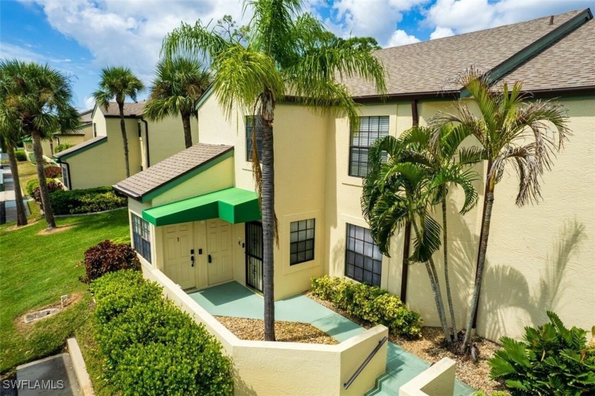 *Rarely available 2nd-floor end unit with private entry--turnkey - Beach Condo for sale in Fort Myers, Florida on Beachhouse.com