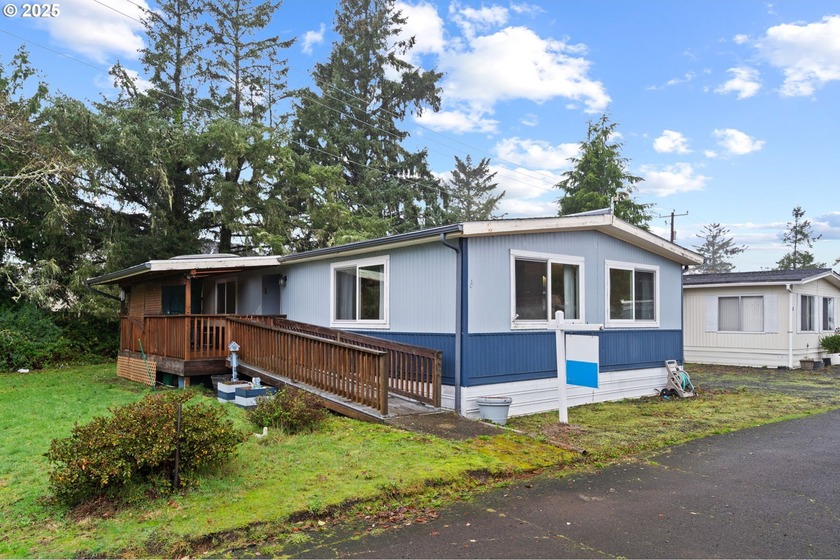 A relaxing 3 bedroom, 2 bath home in a 55+ Seaside Community - Beach Home for sale in Seaside, Oregon on Beachhouse.com