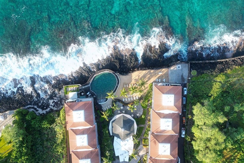 Welcome to Casa De Emdeco A308, where island living meets - Beach Condo for sale in Kailua Kona, Hawaii on Beachhouse.com