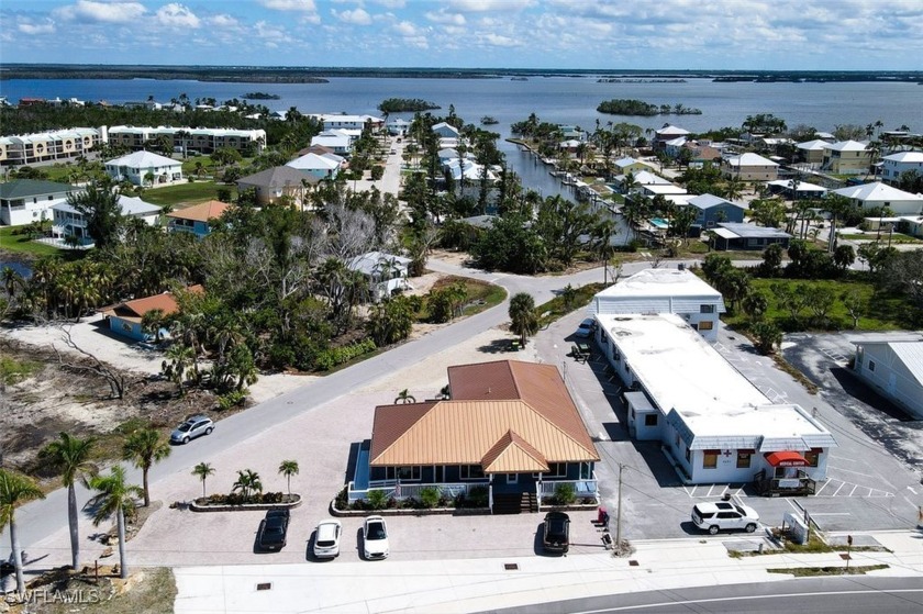 HIGH & DRY - NO DAMAGE FROM HELENE OR MILTON.   4 Separate Units - Beach Commercial for sale in Fort Myers Beach, Florida on Beachhouse.com