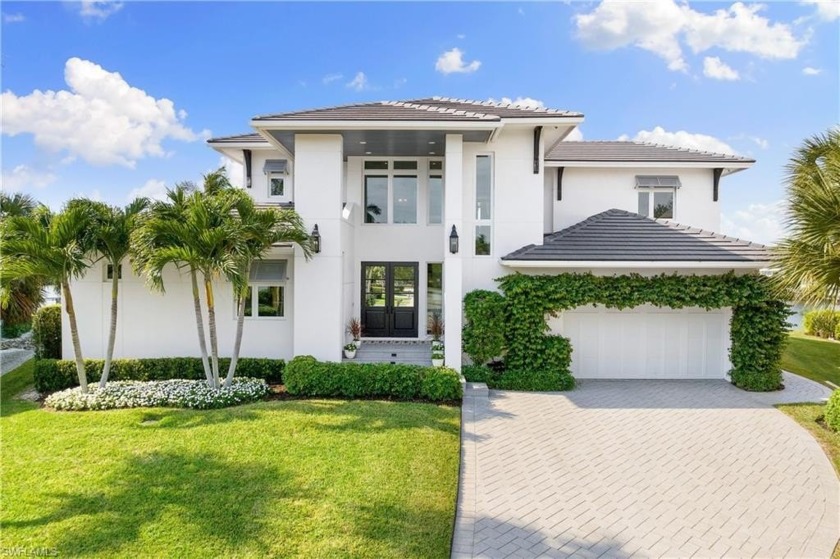 Welcome to the captivating 414 Palm Ct, a jewel nestled in the - Beach Home for sale in Naples, Florida on Beachhouse.com