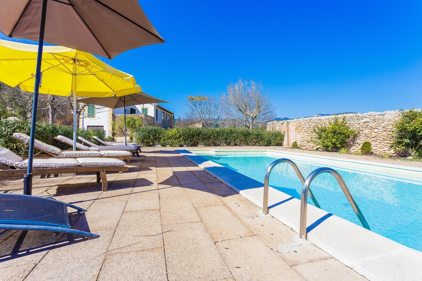 Exclusiva villa con piscina, Son Corco - Beach Vacation Rentals in Consell, Balearic Islands on Beachhouse.com