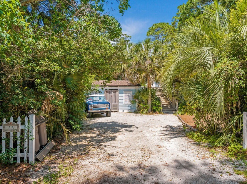 Easter lake entry level. This is a great house with lots of - Beach Home for sale in Santa Rosa Beach, Florida on Beachhouse.com