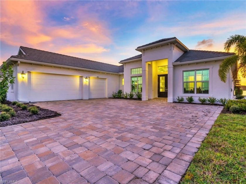 LUXURY LAKEFRONT LIVING IN VISTA WILDBLUE!!! - 4 Bed, 3 Bath - Beach Home for sale in Fort Myers, Florida on Beachhouse.com