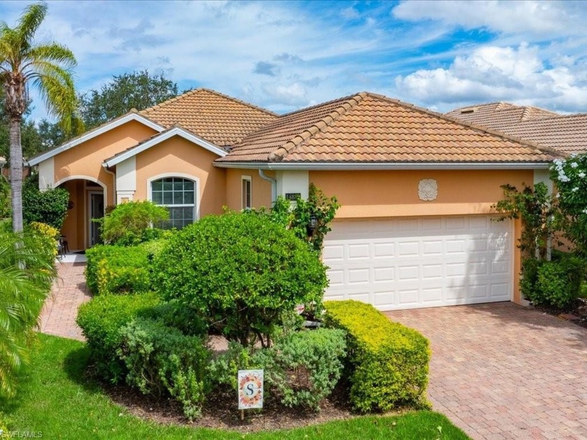 Welcome to this light and bright cottage by the lake featuring - Beach Home for sale in Naples, Florida on Beachhouse.com