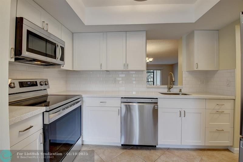 Beautifully Updated 2-Bedroom Condo in the 55+ Gated Community - Beach Condo for sale in Delray Beach, Florida on Beachhouse.com