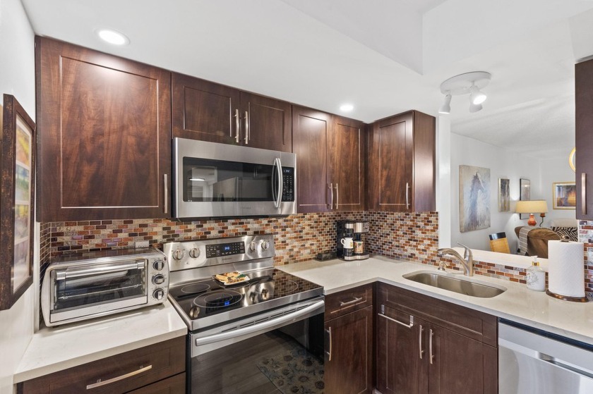 Welcome to your gorgeous 2-bedroom, 2-bathroom WATERFRONT - Beach Condo for sale in Delray Beach, Florida on Beachhouse.com