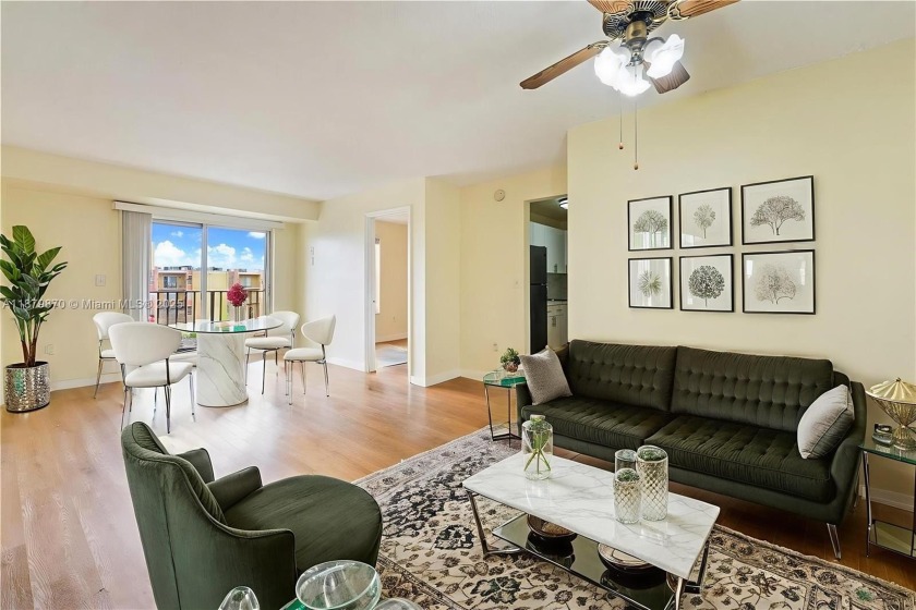 NO SPECIAL ASSESSMENT! EASY TO RENT! SELLER MOTIVATED! Top floor - Beach Condo for sale in Miami, Florida on Beachhouse.com