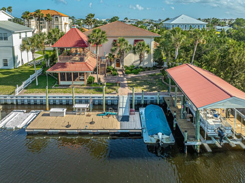 Beautiful home on deep water canal boasts 3 spacious bedrooms - Beach Home for sale in Crawfordville, Florida on Beachhouse.com