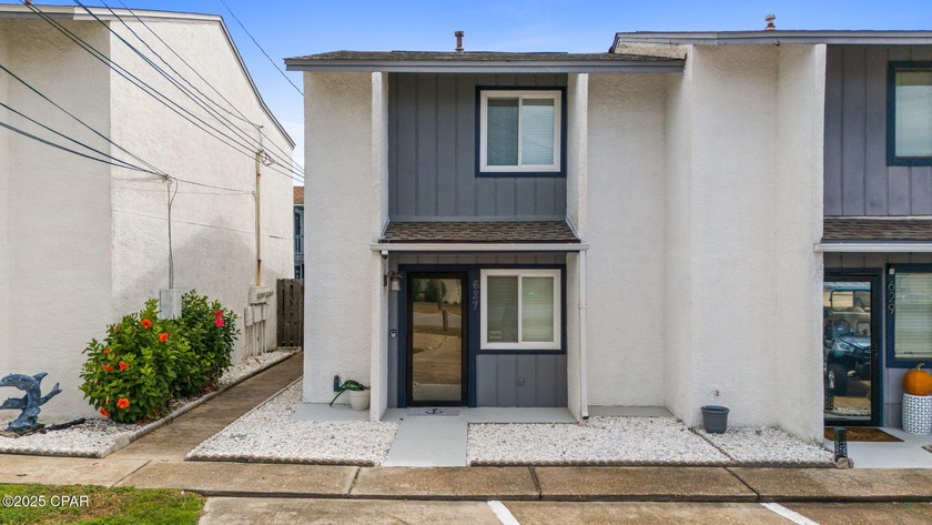 Investor's Dream - Fully Renovated, Steps from the Beach! - Beach Townhome/Townhouse for sale in Panama City Beach, Florida on Beachhouse.com