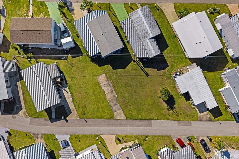 Experience a fantastic opportunity with a vacant lot in a lively - Beach Lot for sale in Ellenton, Florida on Beachhouse.com