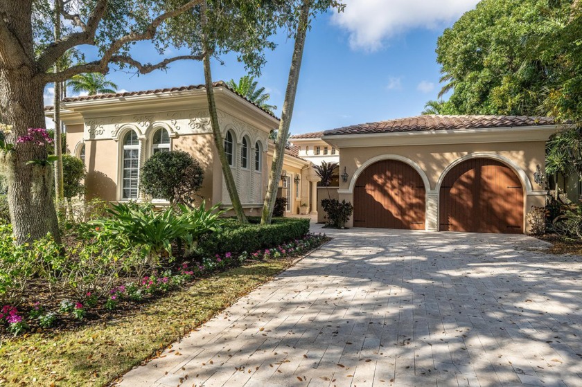 FULLY FURNISHED Exquisite single story home available in the - Beach Home for sale in Palm Beach Gardens, Florida on Beachhouse.com