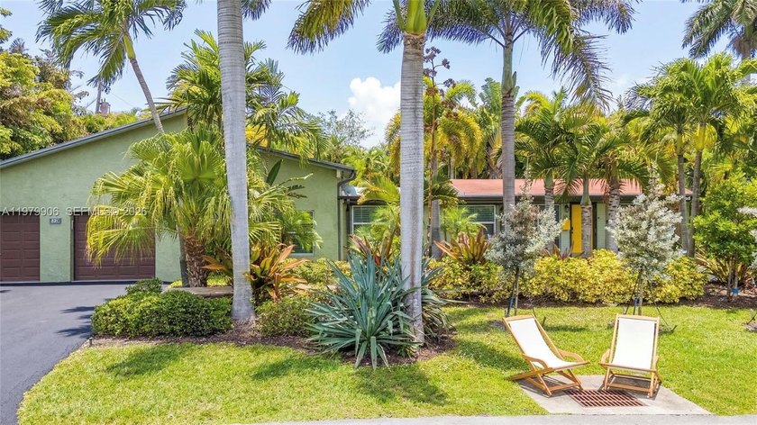 Resort-style pool home on an oversized 11,000+ sq ft corner lot - Beach Home for sale in Wilton Manors, Florida on Beachhouse.com