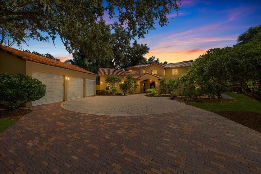 There are homes... and then there are landmarks. And here, in - Beach Home for sale in St. Petersburg, Florida on Beachhouse.com