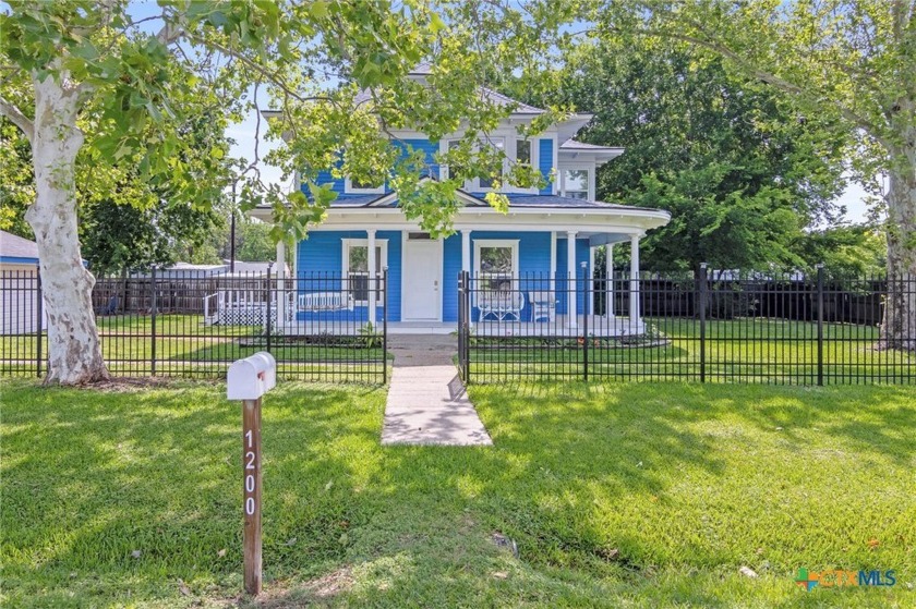 Step back in time with this beautifully preserved 1909 gem - Beach Home for sale in Palacios, Texas on Beachhouse.com