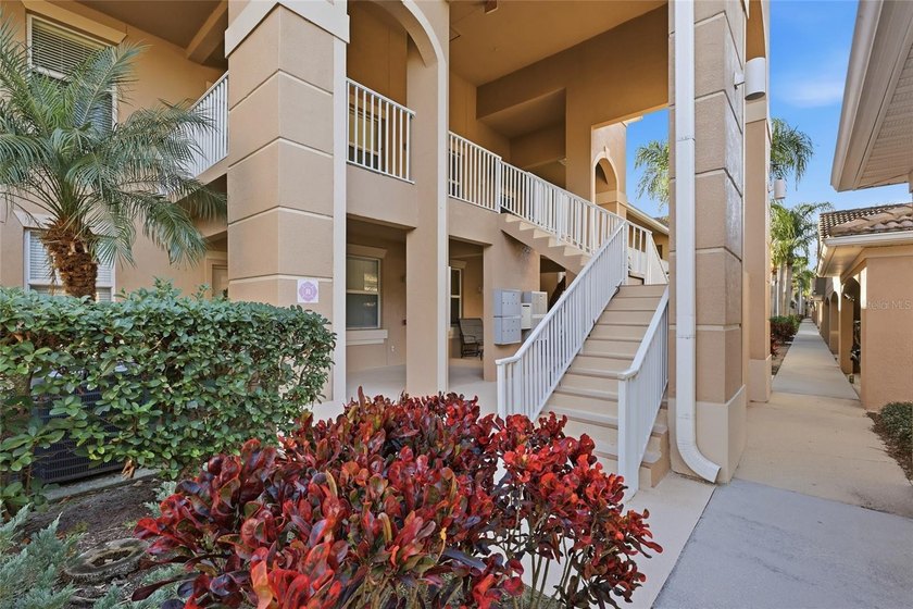 This move-in ready, second-floor 2-bedroom, 2-bath condo offers - Beach Condo for sale in Bradenton, Florida on Beachhouse.com
