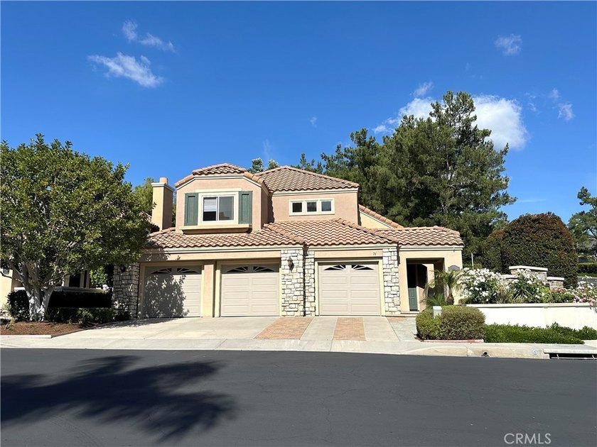 Welcome to your new home in the desirable guard-gated enclave of - Beach Home for sale in Rancho Santa Margarita, California on Beachhouse.com