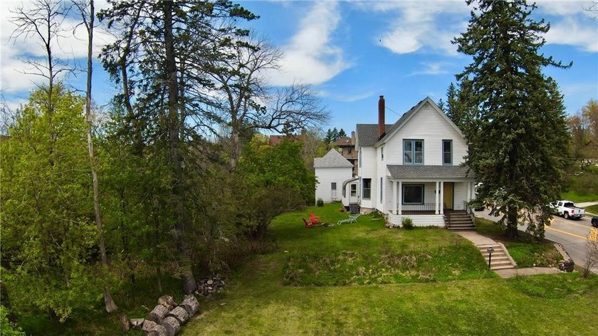 Don't miss this opportunity to make a really cool large historic - Beach Home for sale in Duluth, Minnesota on Beachhouse.com