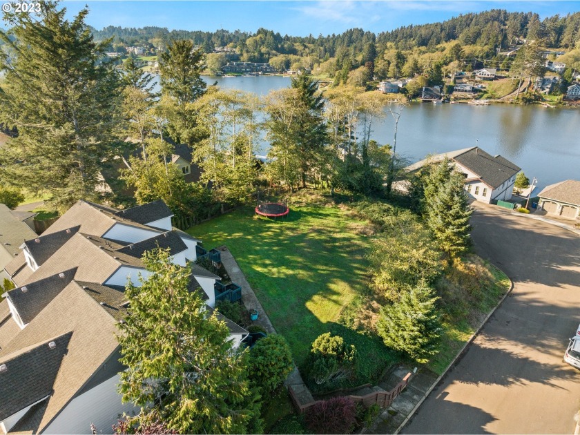 Don't miss this excellent opportunity to own prime real estate - Beach Lot for sale in Neotsu, Oregon on Beachhouse.com