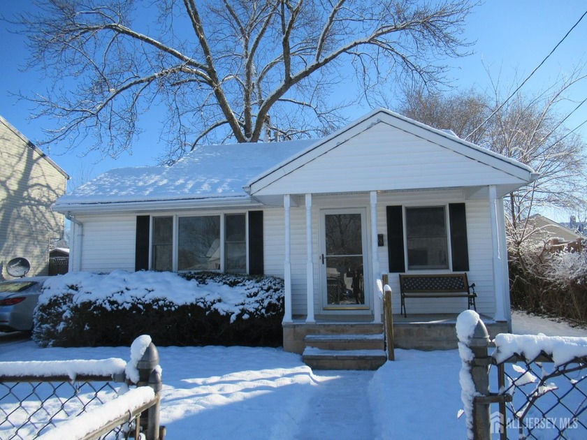 MOVE RIGHT IN to this adorable Ranch.  Freshly painted with - Beach Home for sale in Sayreville, New Jersey on Beachhouse.com