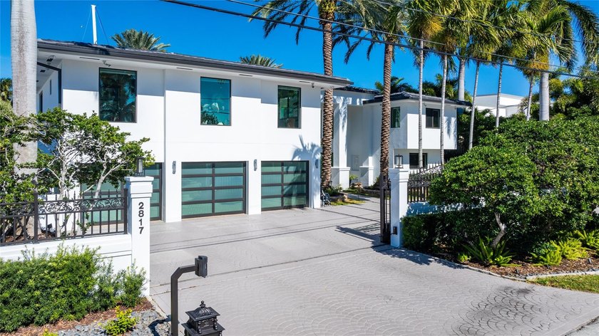 This is the Coral Ridge deep water estate that you have been - Beach Home for sale in Fort Lauderdale, Florida on Beachhouse.com