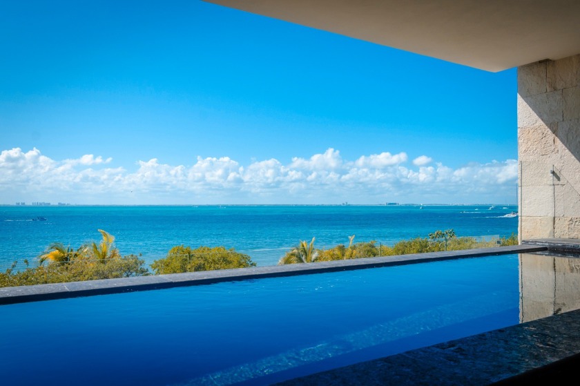 A lifestyle that fuses luxury, exclusivity and security in an - Beach Home for sale in Isla Mujeres,  on Beachhouse.com