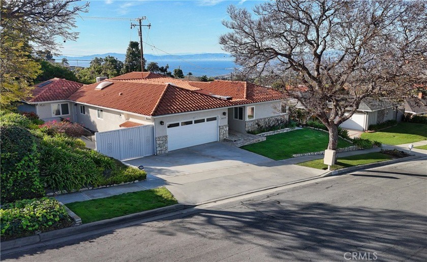 Welcome to 26235 Birchfield Drive where sweeping cityscapes meet - Beach Home for sale in Rancho Palos Verdes, California on Beachhouse.com