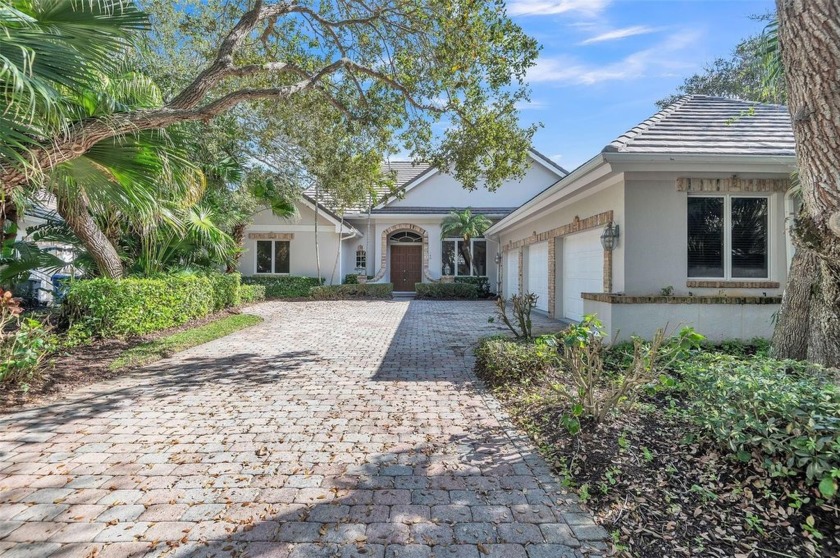 Auction Property. Welcome to your dream home at 140 N White - Beach Home for sale in Vero Beach, Florida on Beachhouse.com