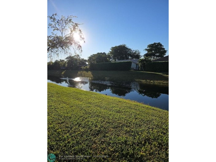 Beautiful 2/2 in the heart of Coral Springs, Easy and short - Beach Condo for sale in Coral Springs, Florida on Beachhouse.com