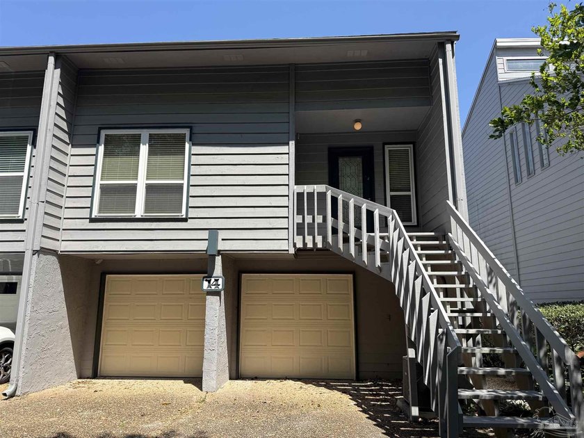 Beautiful waterfront 2-bedroom, 2-bath townhouse offering - Beach Home for sale in Pensacola, Florida on Beachhouse.com