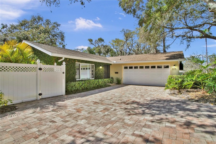 Under contract-accepting backup offers. If you've been dreaming - Beach Home for sale in Belleair Beach, Florida on Beachhouse.com