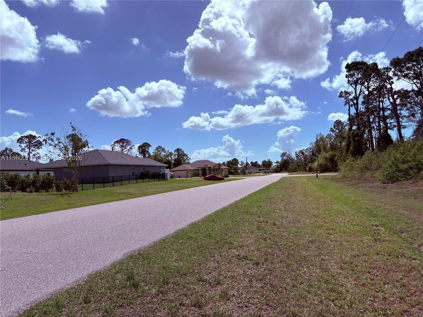 This 9,794 sq. ft. corner lot is located in a beautiful area - Beach Lot for sale in Port Charlotte, Florida on Beachhouse.com
