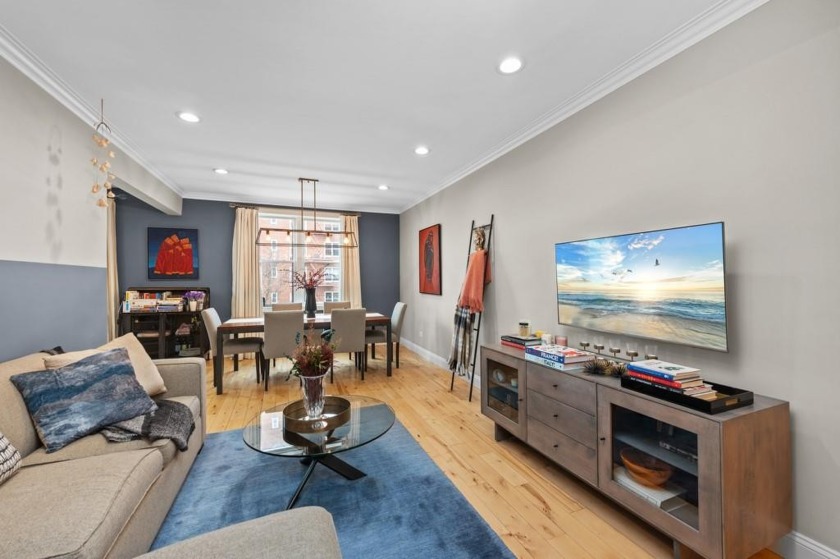 Magnificent co-op with 10 windows offering unobstructed views
 - Beach Apartment for sale in Brooklyn, New York on Beachhouse.com