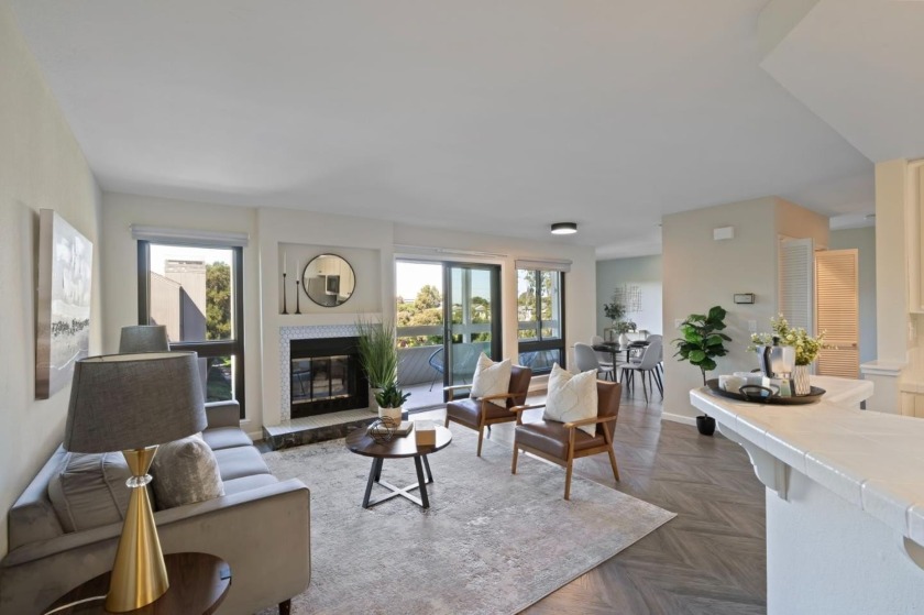 Rarely available top-floor, end-unit with minimal shared walls - Beach Condo for sale in Foster City, California on Beachhouse.com