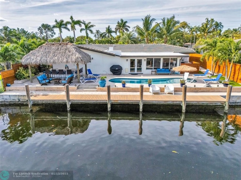 Waterfront Home - Step into this stunningly renovated 3-bed - Beach Home for sale in Oakland Park, Florida on Beachhouse.com