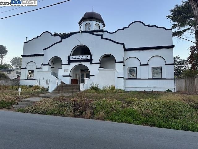 Step into history with this exceptional 10,000 sq. ft. former - Beach Commercial for sale in Montara, California on Beachhouse.com