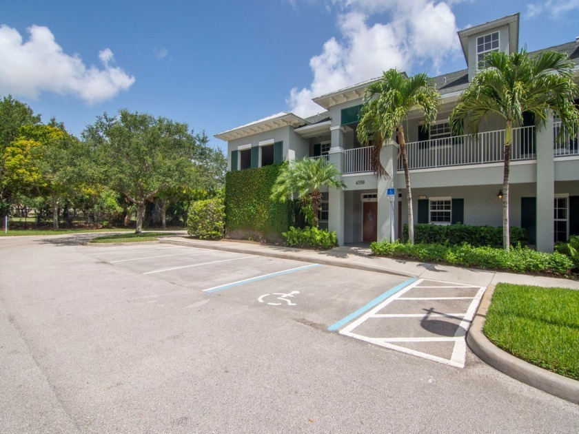 Vero Beach Living at it's finest in this sought after tennis - Beach Home for sale in Vero Beach, Florida on Beachhouse.com