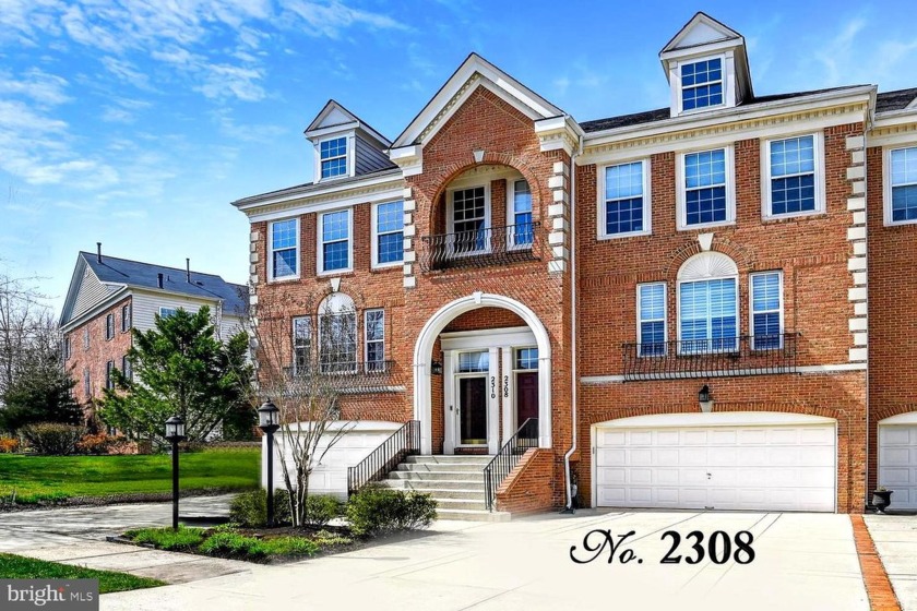 Welcome to this COVETED SOUTH RIVER COLONY 3-LEVEL GARAGE - Beach Townhome/Townhouse for sale in Edgewater, Maryland on Beachhouse.com
