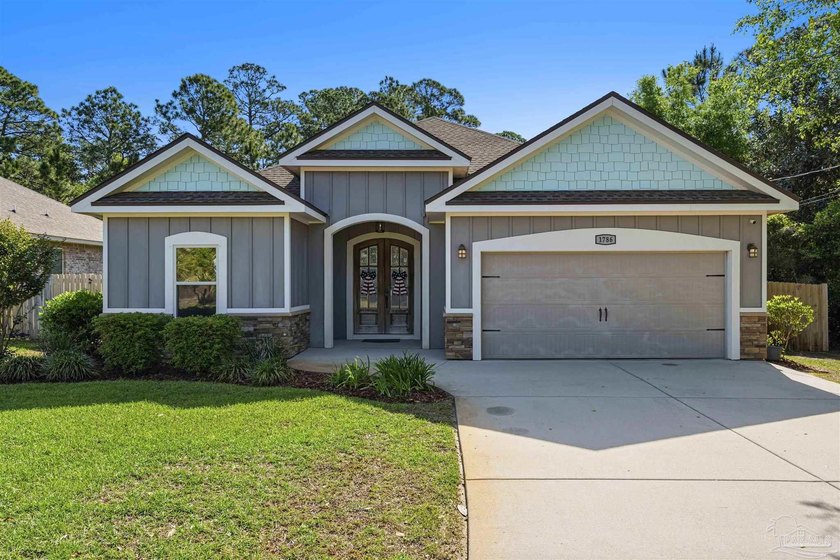 Move-in ready with all the upgrades you've been looking for-this - Beach Home for sale in Navarre, Florida on Beachhouse.com