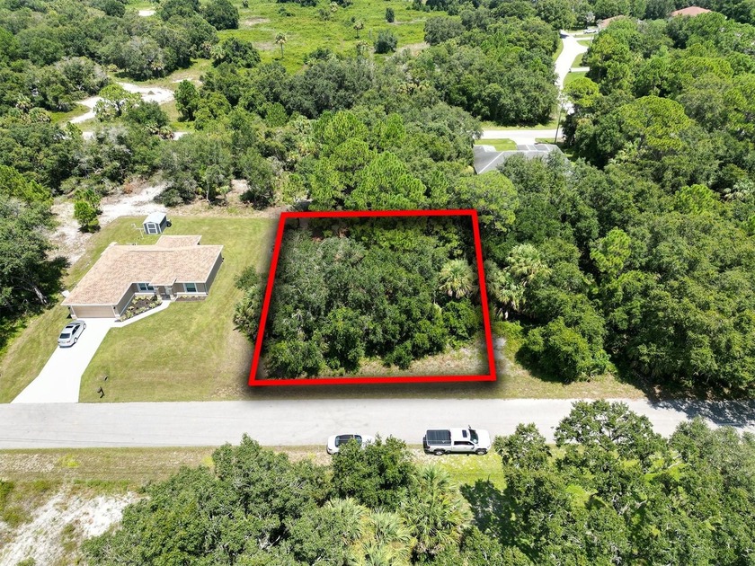 This 0.23-acre vacant lot on Gilbert St offers a clean slate in - Beach Lot for sale in North Port, Florida on Beachhouse.com