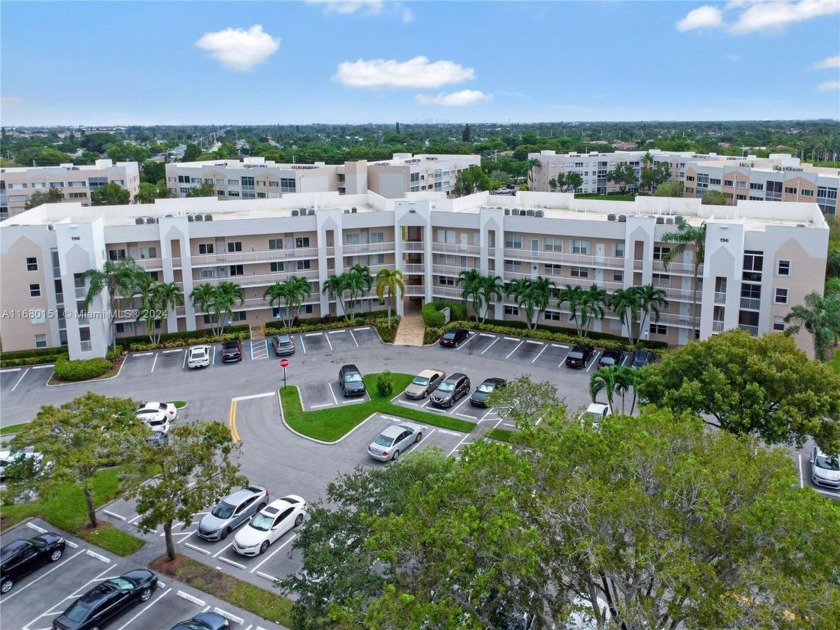 This beautifully renovated apartment seamlessly blends modern - Beach Condo for sale in Sunrise, Florida on Beachhouse.com