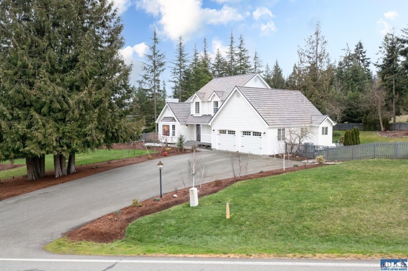 Gorgeous 4 bedroom, 2 bath, 2,482 sf. home on 1.22 acres in Bell - Beach Home for sale in Sequim, Washington on Beachhouse.com