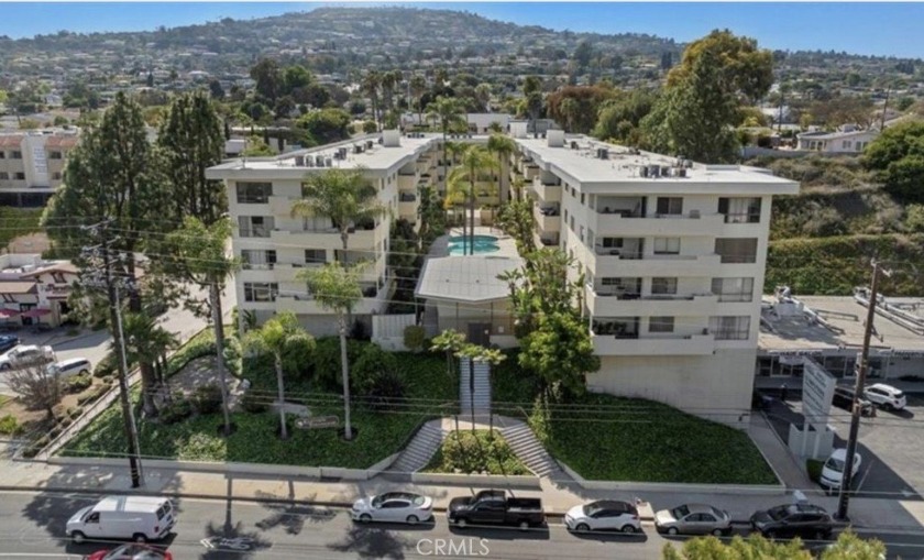 Bright & Spacious Remodeled Condo in a Prime Location

Welcome - Beach Condo for sale in Rancho Palos Verdes, California on Beachhouse.com
