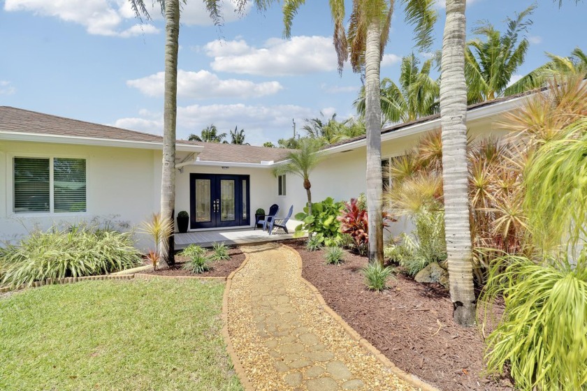 Need a place to store and launch your BOAT or Water Toys? This 3 - Beach Home for sale in Tequesta, Florida on Beachhouse.com