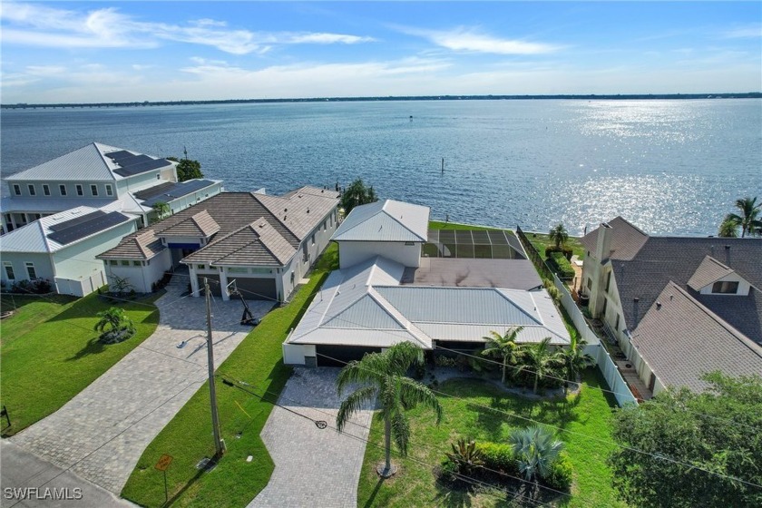 **Unbelievable FIRE SALE!!!!! Was 2.8 mil now $1,695,000...  for - Beach Home for sale in Cape Coral, Florida on Beachhouse.com