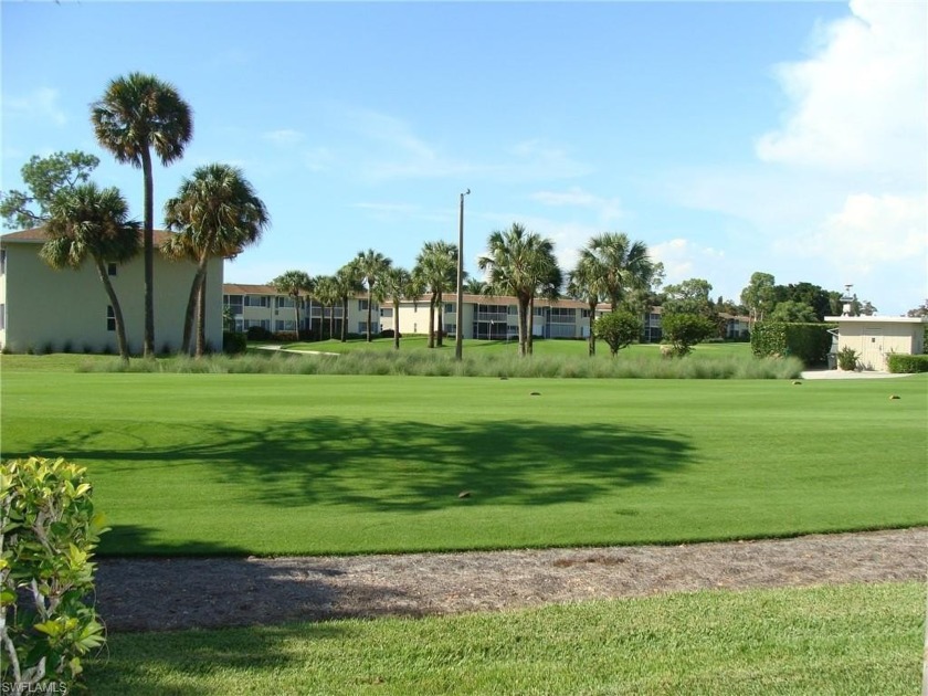 Wonderful 3 bedroom/ 2 bath villa in Lakewood. Private location - Beach Townhome/Townhouse for sale in Naples, Florida on Beachhouse.com