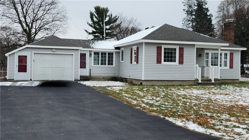 Light and bright ranch with gleaming hardwood floors, updated - Beach Home for sale in Greece, New York on Beachhouse.com